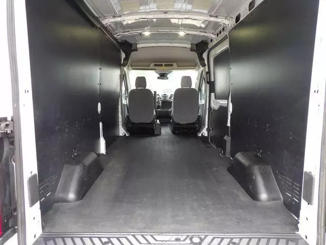 2017 Ford Transit-250 148 WB Medium Roof Cargo