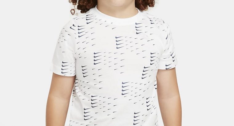 Big Kids’ (Boys’) T-Shirt Nike Sportswear